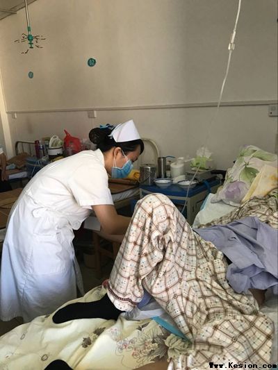市第五人民医院加强自身建设，构建和谐医患关系
