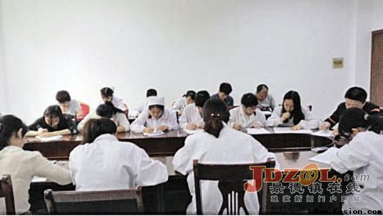 景德镇市第五医院开展控烟知识竞赛