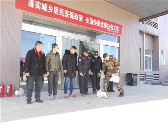 市五院开展“一警六员”消防基本技能实操实训
