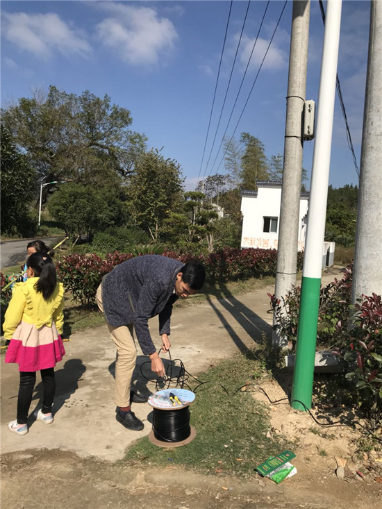 市五院深入开展平安创建、综治帮扶活动