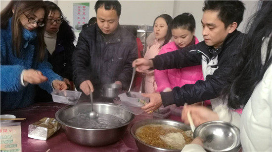 庆团圆吃元宵，医患一家亲——市五院组织开展元宵节活动