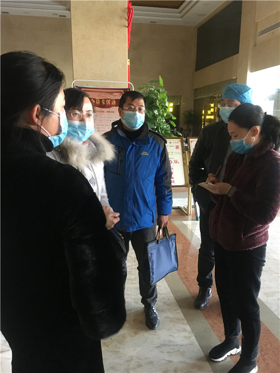 临危受命不含糊—市五院进驻医学观察留验站开展工作
