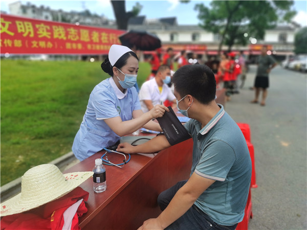 新冠疫情防控，新时代文明实践志愿者在行动