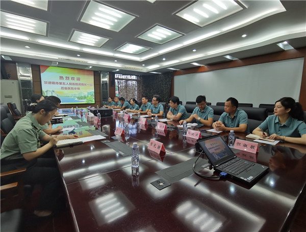 市五院参观访问中国人民解放军联勤保障部队第900医院