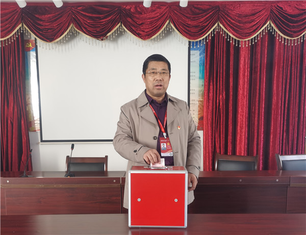 市五院为退休老党员饶鹏智同志开展募捐活动