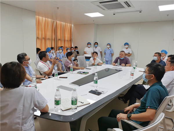 市五院召开传染病大楼全面启用前现场办公会