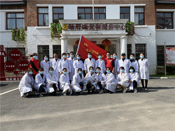党旗在基层一线高高飘扬——市五院党员志愿服务队助力社区疫情防控