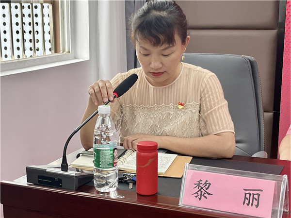 市五院开展廉洁行医系列活动——集中观看警示教育片