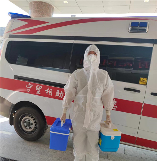 停不下来的“车轮”——记景德镇市第五医院司机师傅杨捷