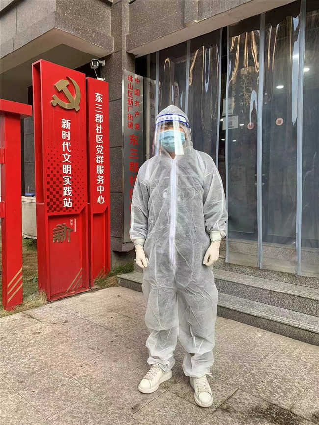 市五院党员干部职工踊跃参加抗疫志愿服务活动