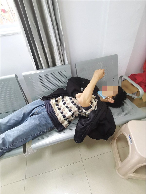 市五院为美菱公司职工进行健康体检