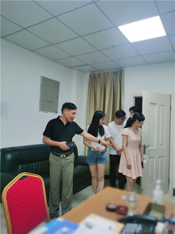 市五院开展办公用房专项清理整治活动