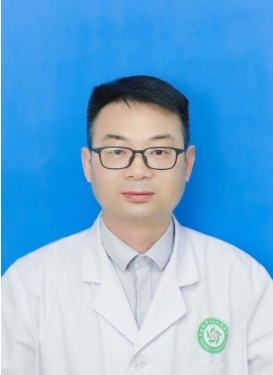 张小华 　