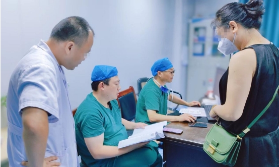 市五院胸外科团队又成功完成两连台经胸腔镜肺部结节微创切除术
