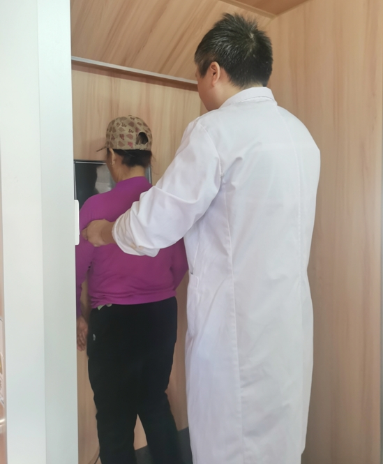 市五院走进丽阳镇卫生院开展大型义诊活动