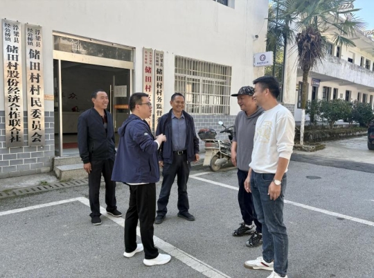 市五院深入经公桥镇储田村开展平安建设挂点帮扶工作