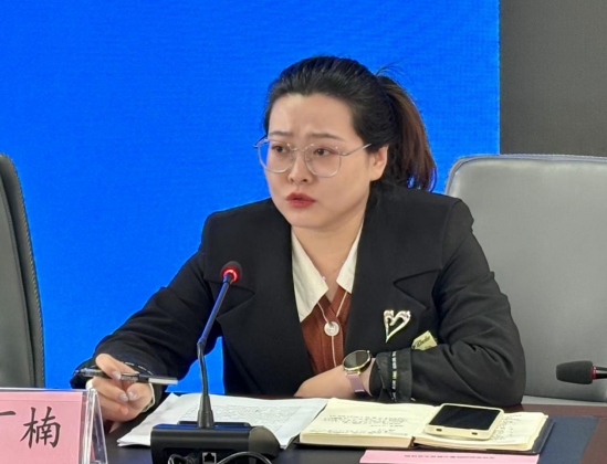 市传染病医院召开警示教育大会