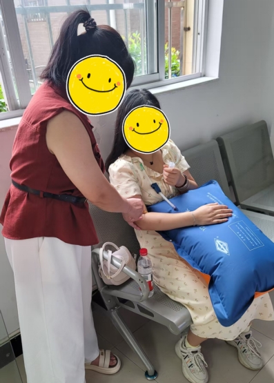 市五院体检科妥善处置晕针事件获赞誉